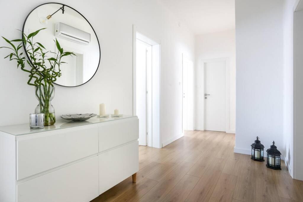 Tommy'S Flat Lägenhet Mestre Exteriör bild